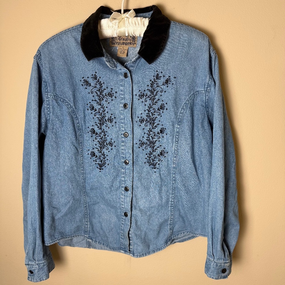 Vintage Tantrum Blues Denim Shirt Velvet Collar Womens Large 90s Embroidered Top